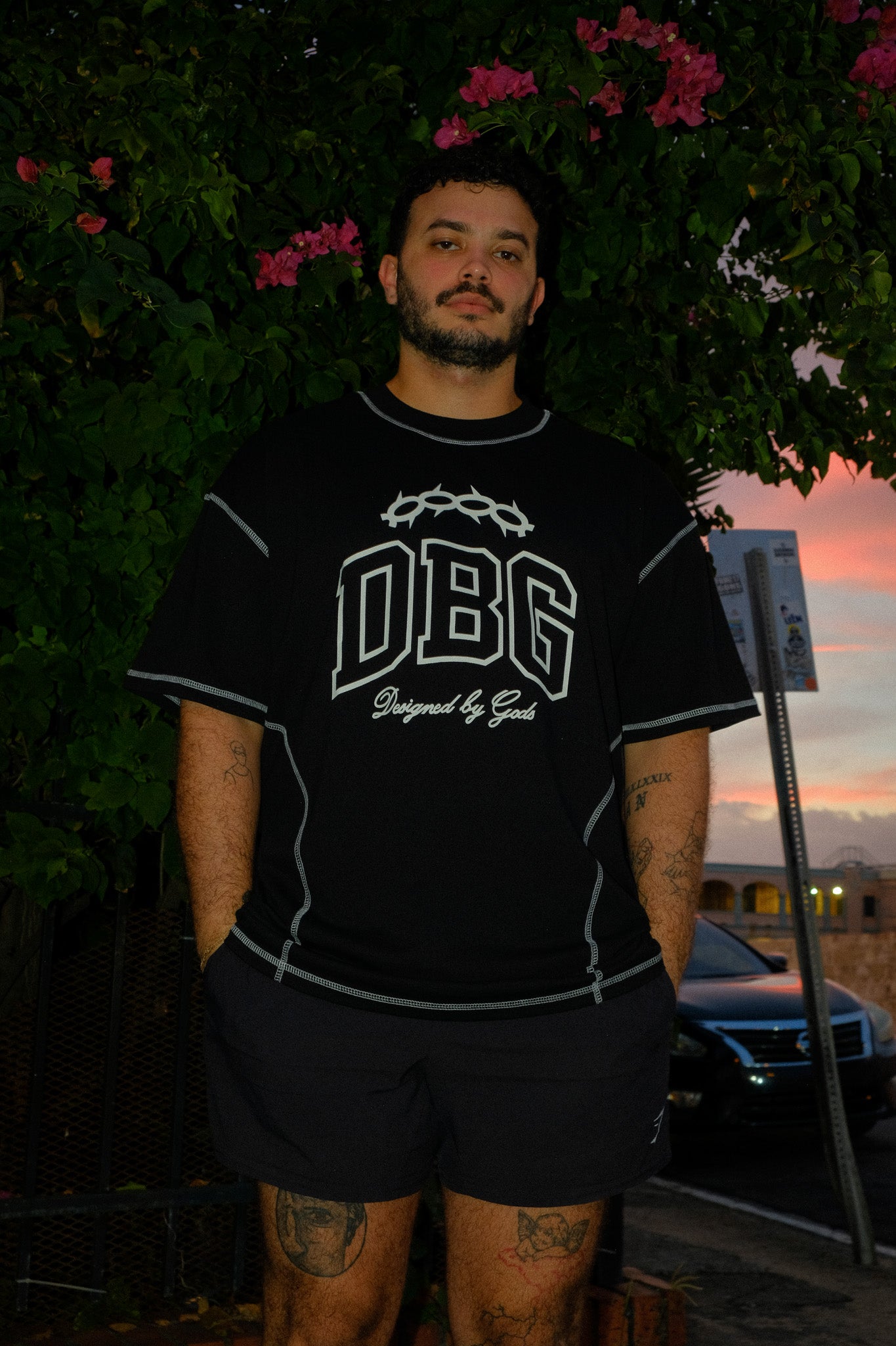 DBG COLLEGE TEE